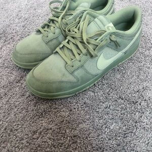 Nike Green Sneakers